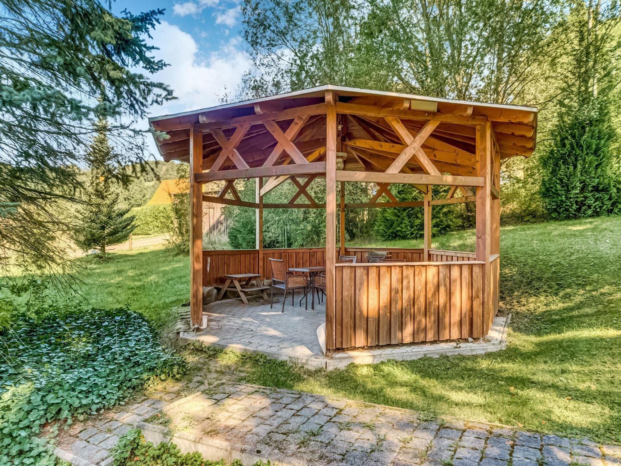 Alluring Villa In Grunhainichen Borstendorf With Garden Leubsdorf Dış mekan fotoğraf